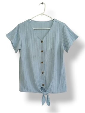 Weatherproof Light Blue V-Neck Button-Front Tie-Hem Sweater Vintage Soft Femme